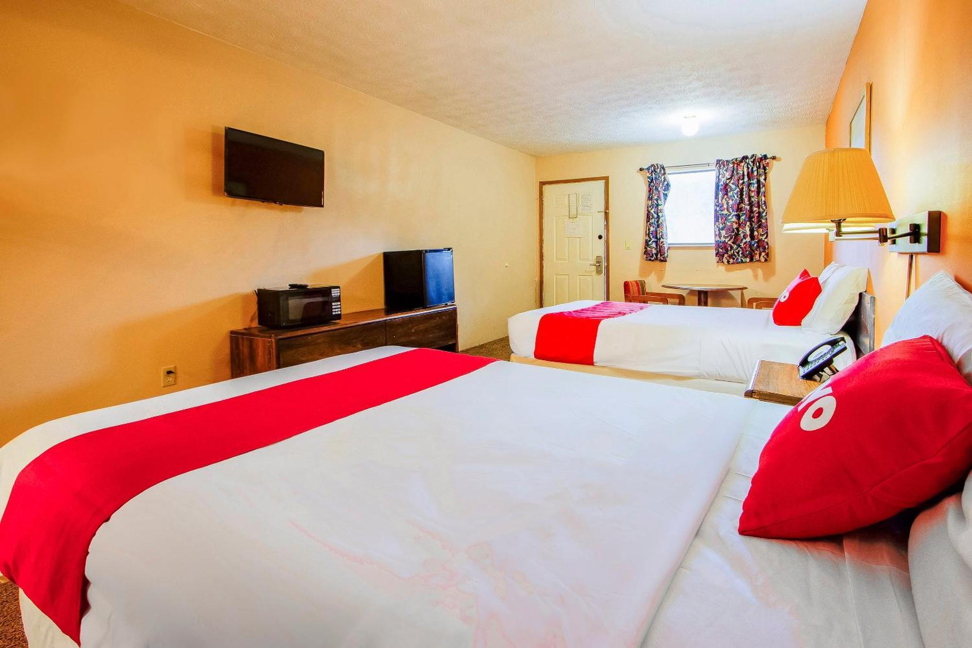 Oyo Hotel Chapmanville Inn, Wv - Hwy 119 Εξωτερικό φωτογραφία